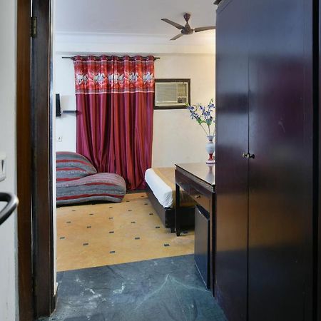 Hotel Revels By A1Rooms Nowe Delhi Zewnętrze zdjęcie
