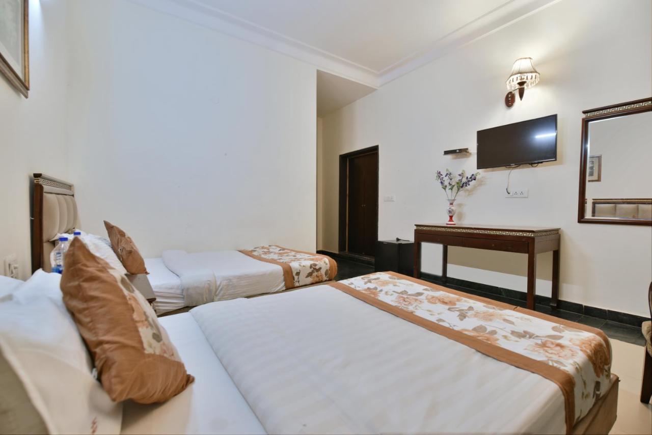 Hotel Revels By A1Rooms Nowe Delhi Zewnętrze zdjęcie