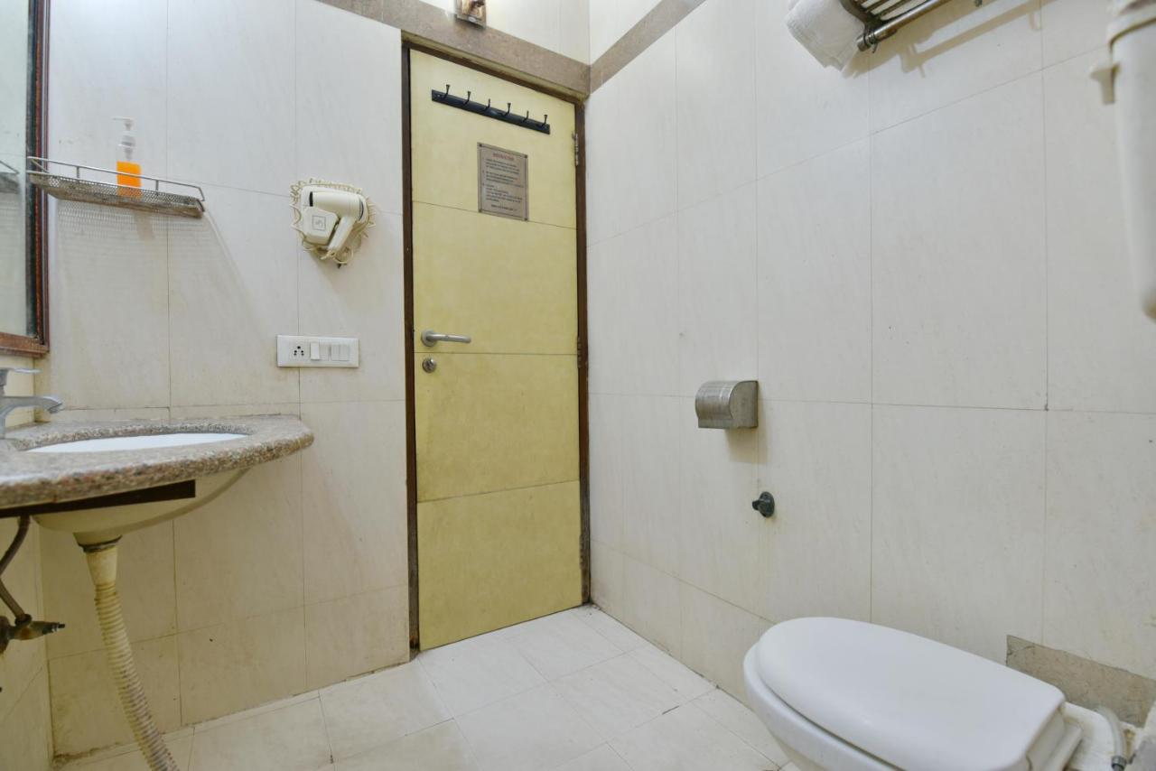 Hotel Revels By A1Rooms Nowe Delhi Zewnętrze zdjęcie