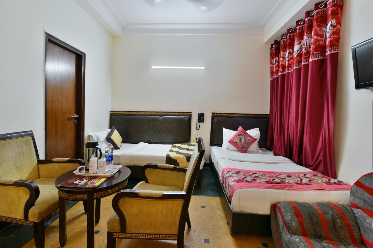 Hotel Revels By A1Rooms Nowe Delhi Zewnętrze zdjęcie