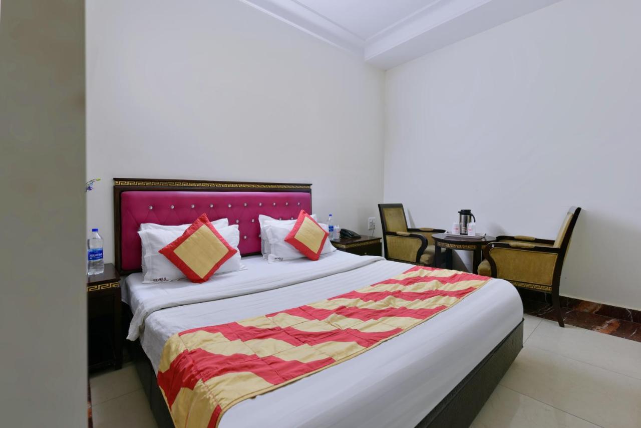Hotel Revels By A1Rooms Nowe Delhi Zewnętrze zdjęcie
